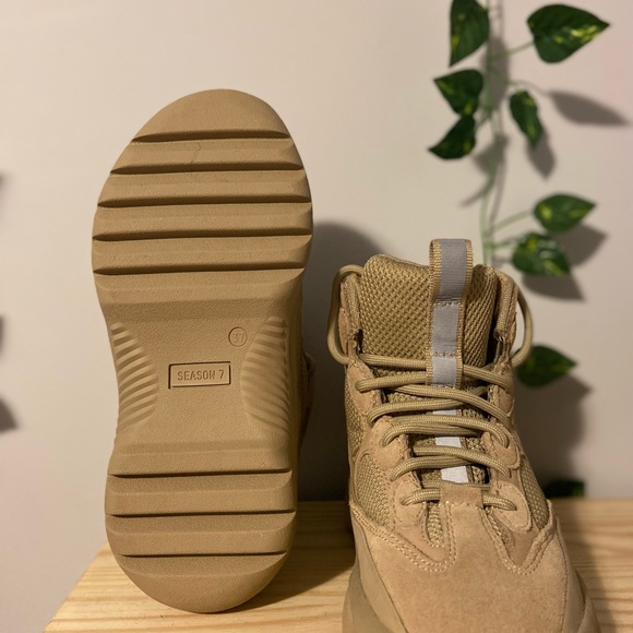 YEZZY SEASON 7 DESERT BOOT IN SHADE ROCK - Picture 4 of 4